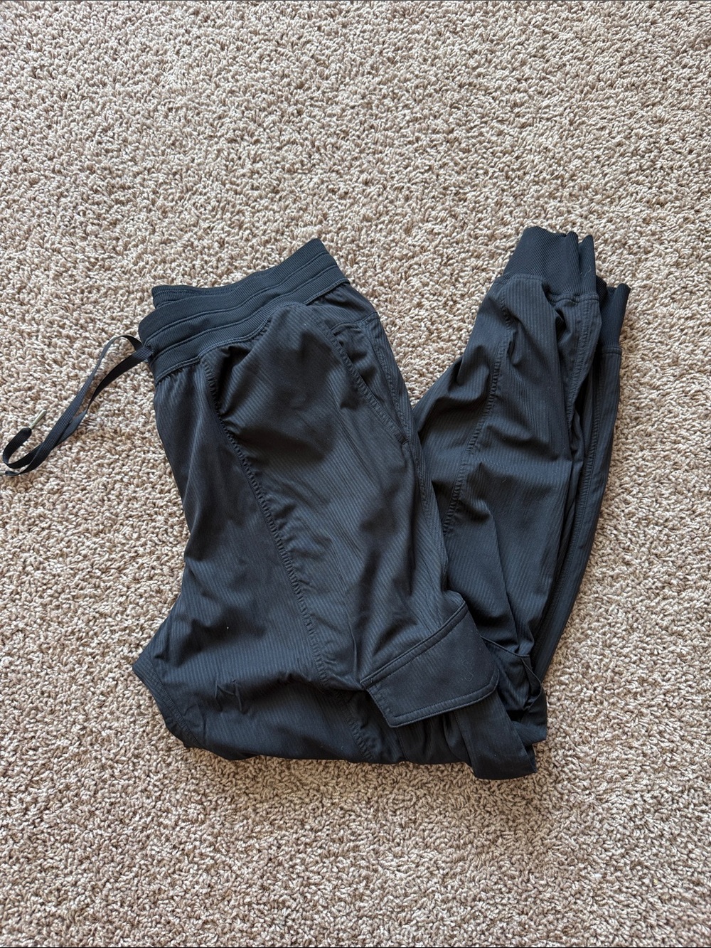 Lululemon Dance Studio Relaxed Fit Mid Rise Cargo Jogger